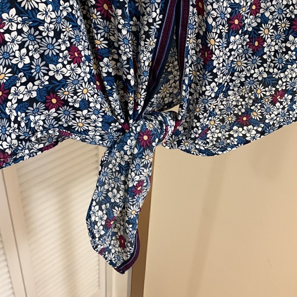 Max Studio Blouse - Picture 5 of 8